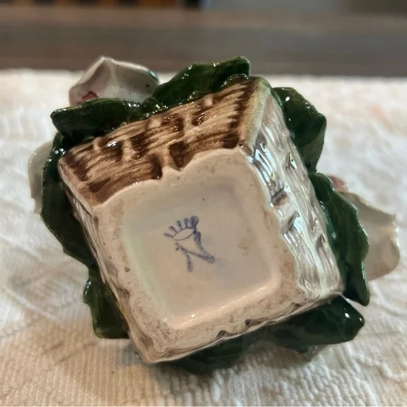 Vintage Capodimonte Italian Porcelain Flowers In Basket - Picture 5 of 12
